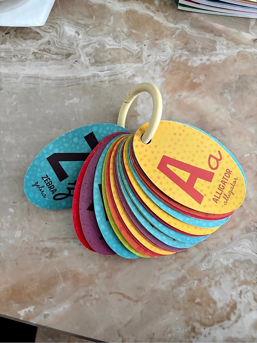 Janod Animo'Z Alphabet Cards Multicolor & Yellow